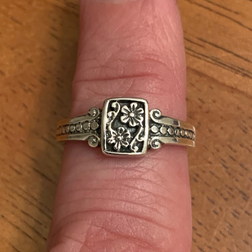 Sterling Silver Flower Ring